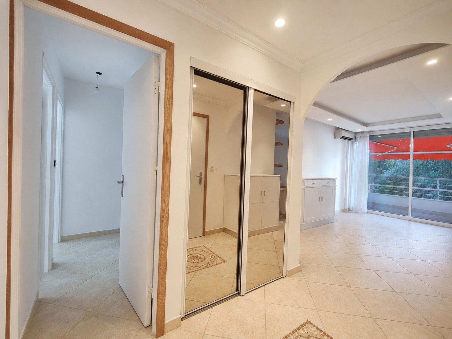 Appartement à vendre, 82m², Fréjus