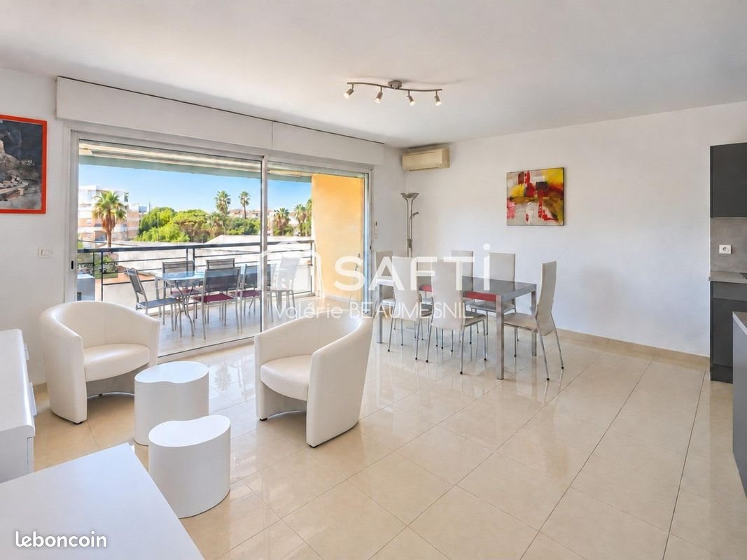 Appartement à vendre, 101m², Fréjus