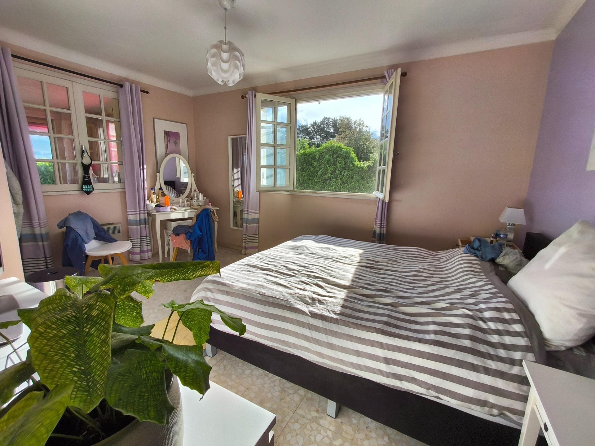 Maison à vendre, 131m², Taulignan