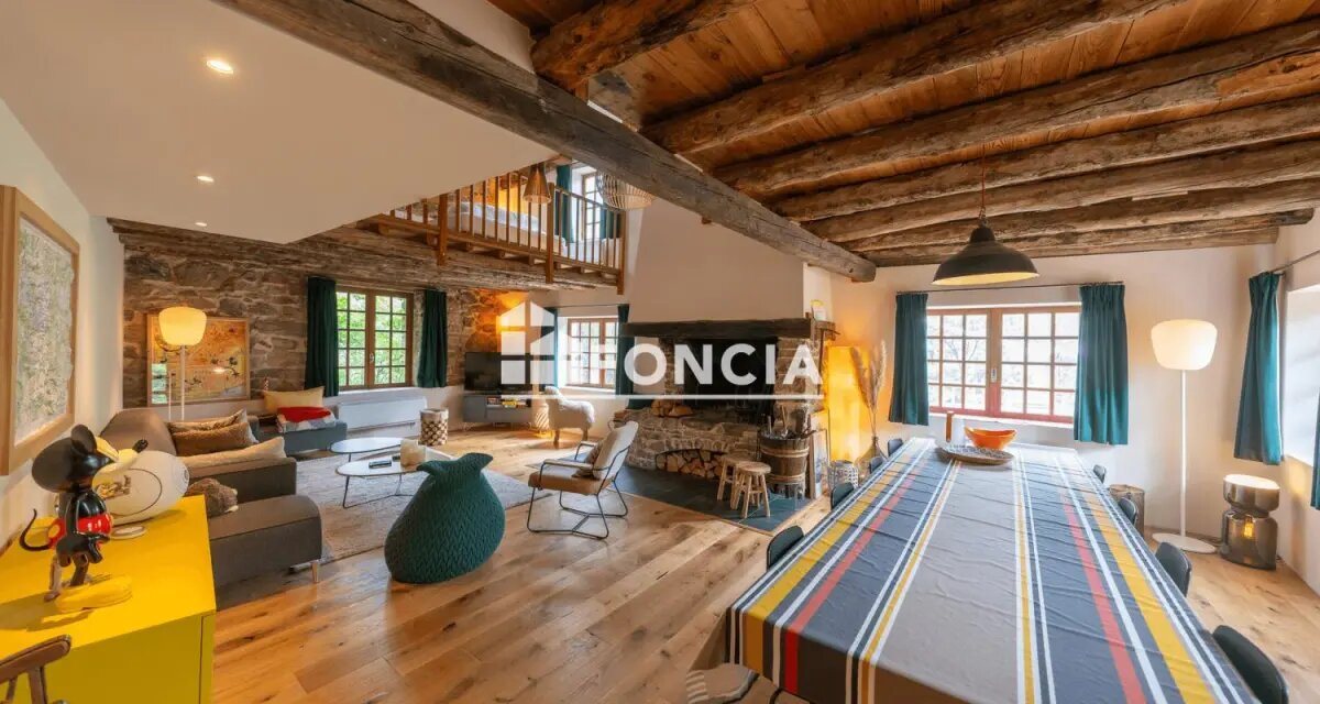 Maison à vendre, 280m², Saint-Martin-de-Queyrières