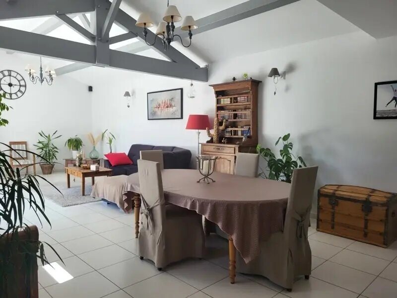 Maison à vendre, 187m², Bourgneuf