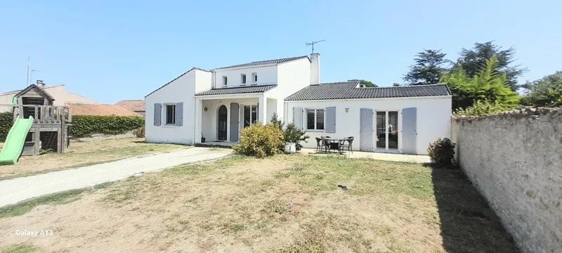 Maison à vendre, 192m², Saint-Xandre