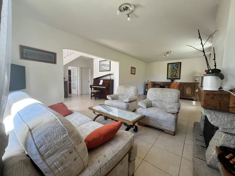 Maison à vendre, 133m², Saint-Ségal