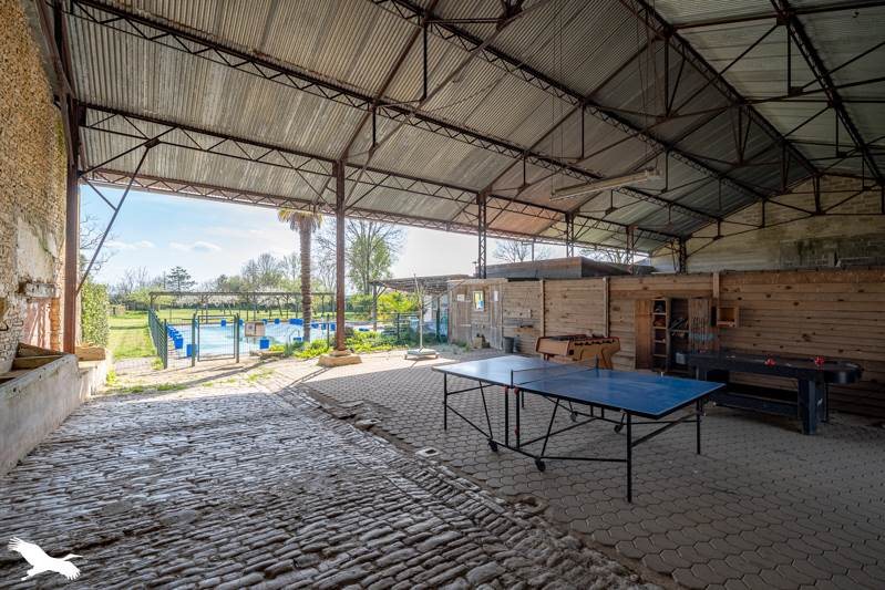 Maison à vendre, 1075m², Asnières-la-Giraud