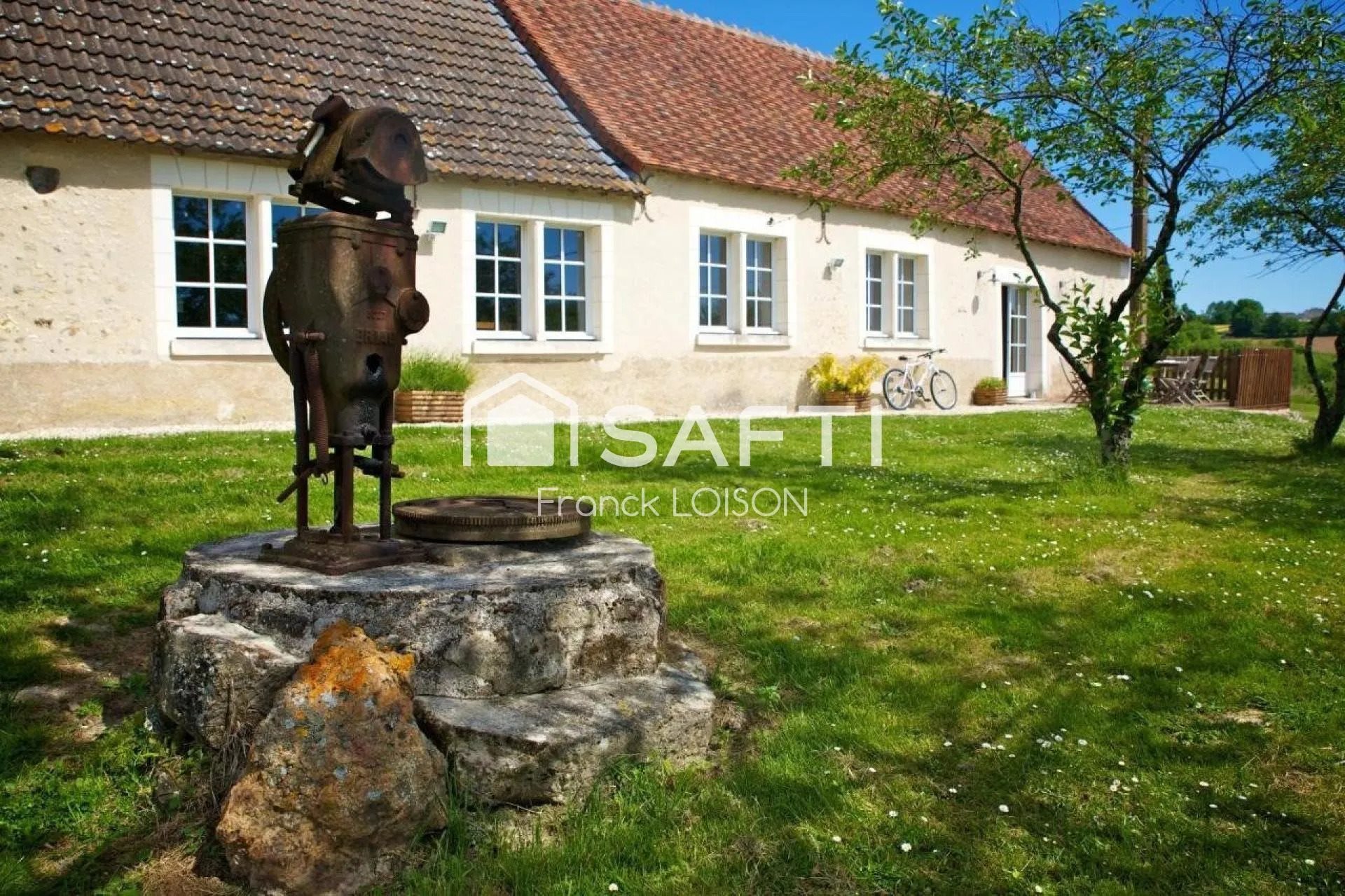 Maison à vendre, 330m², Bridoré
