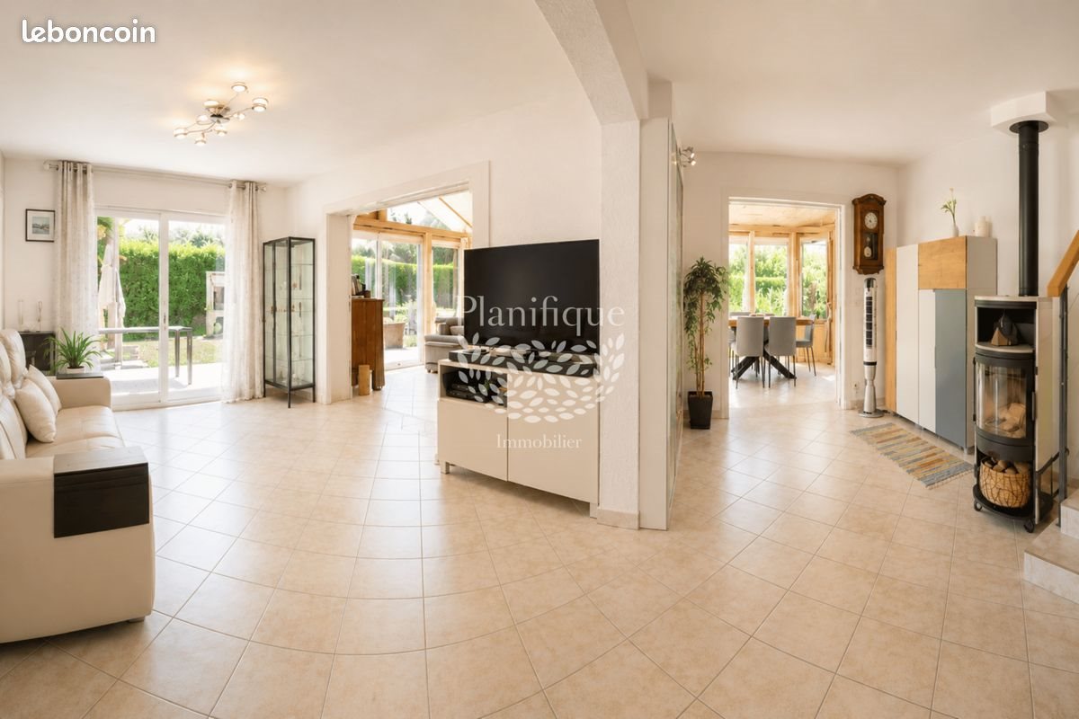 Maison à vendre, 157m², Archamps