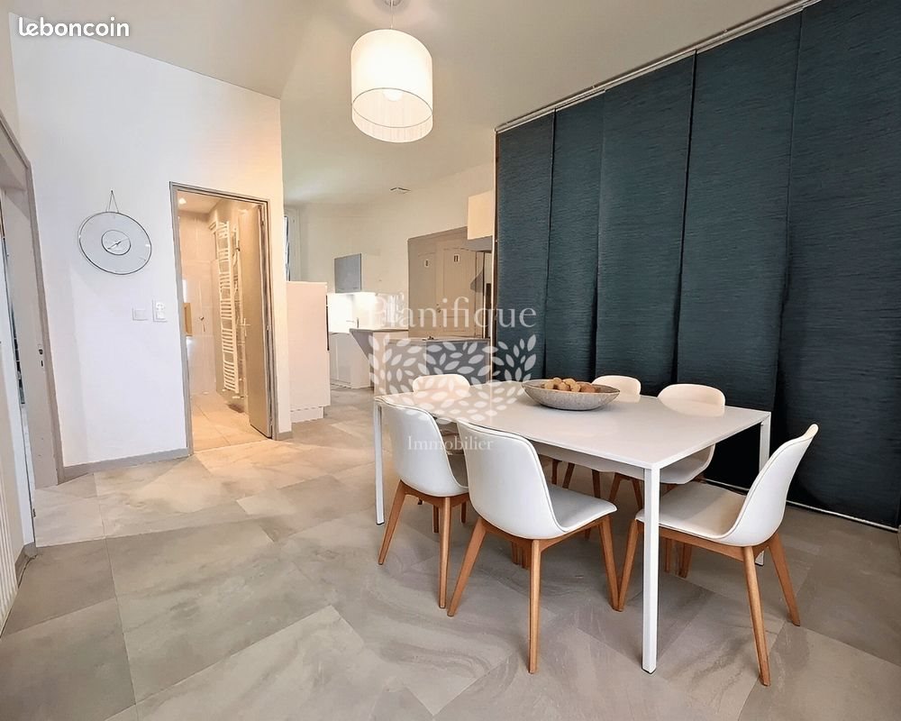 Appartement à vendre, 301m², Albertville
