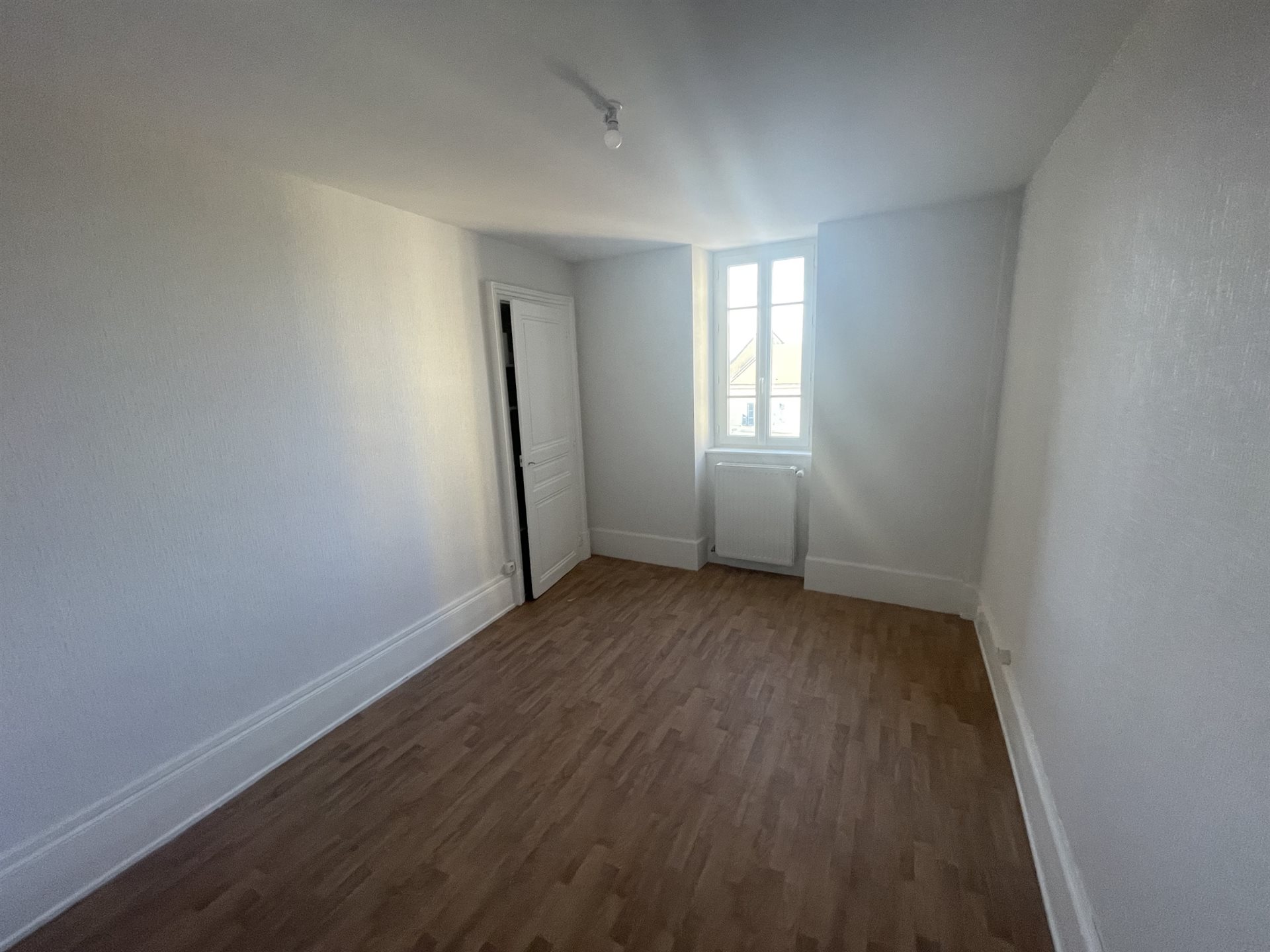 Appartement à louer, 144m², Digoin