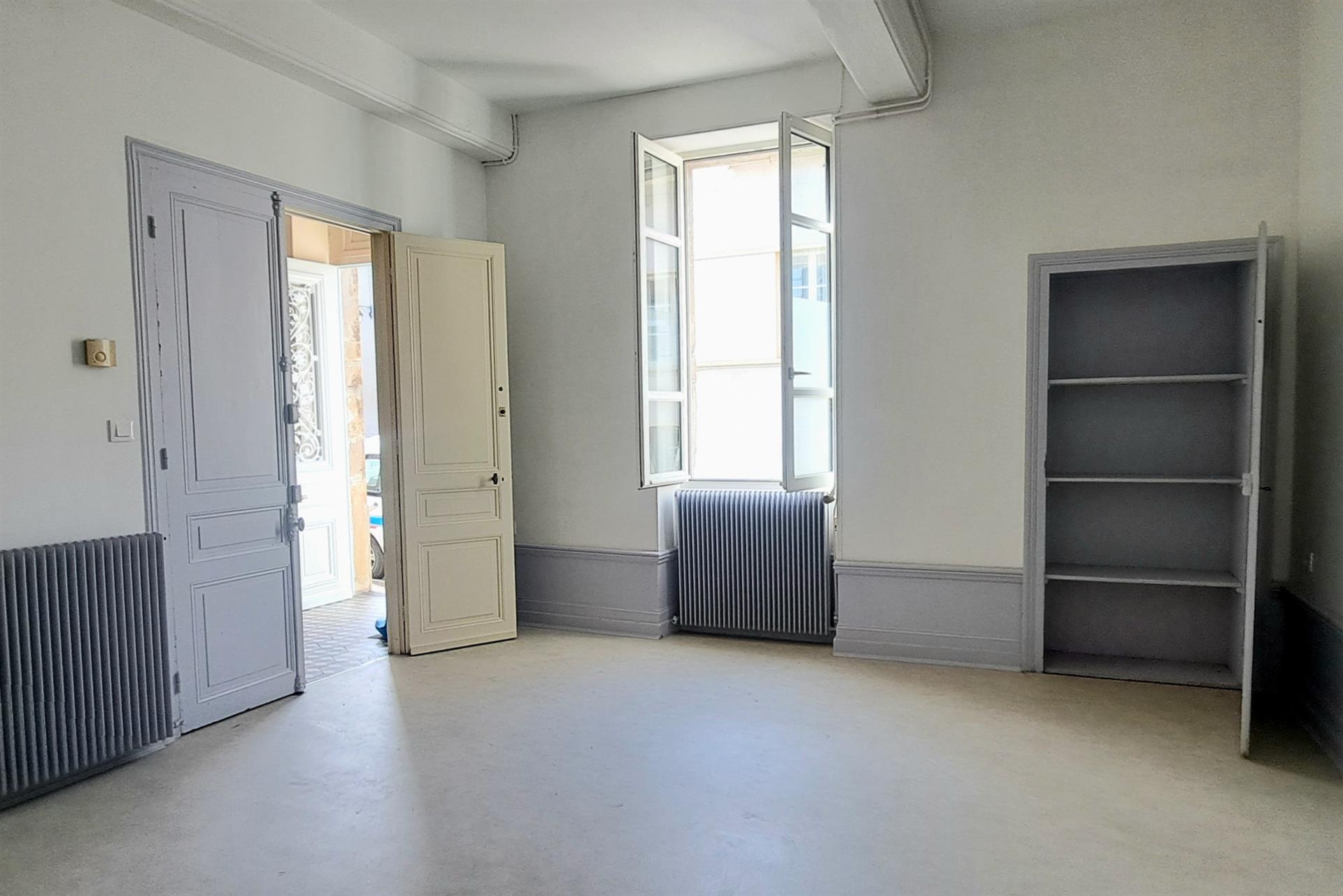 Appartement à louer, 38m², Bourbon-Lancy