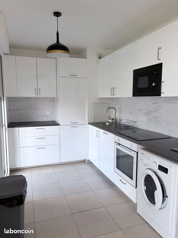 Appartement à louer, 83m², Clichy