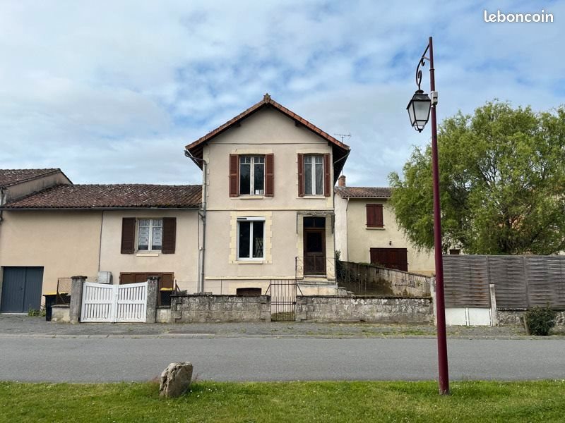 Maison à vendre, 98m², Lessac
