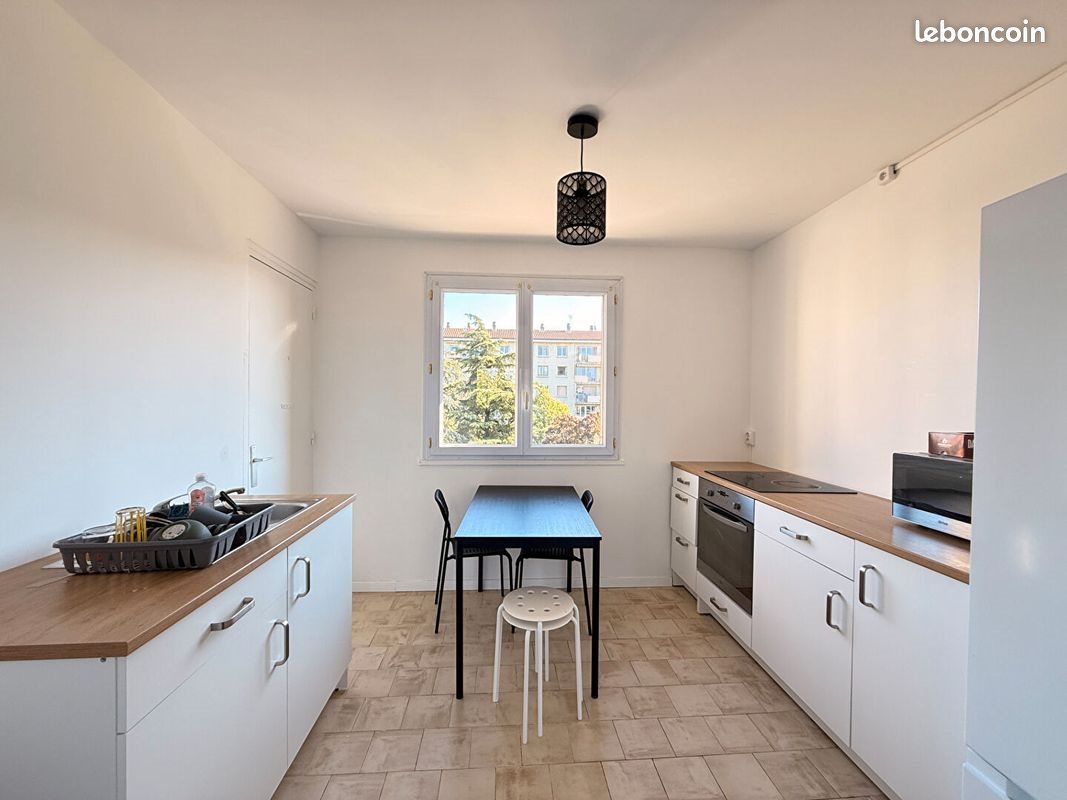 Appartement à vendre, 66m², Bron