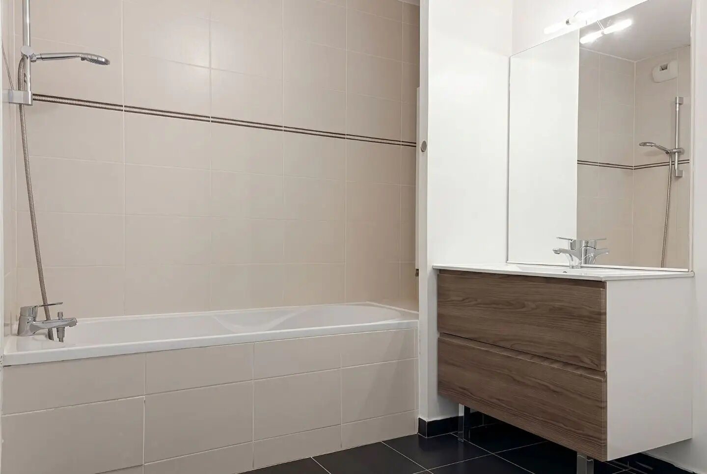Appartement à vendre, 62m², Vénissieux