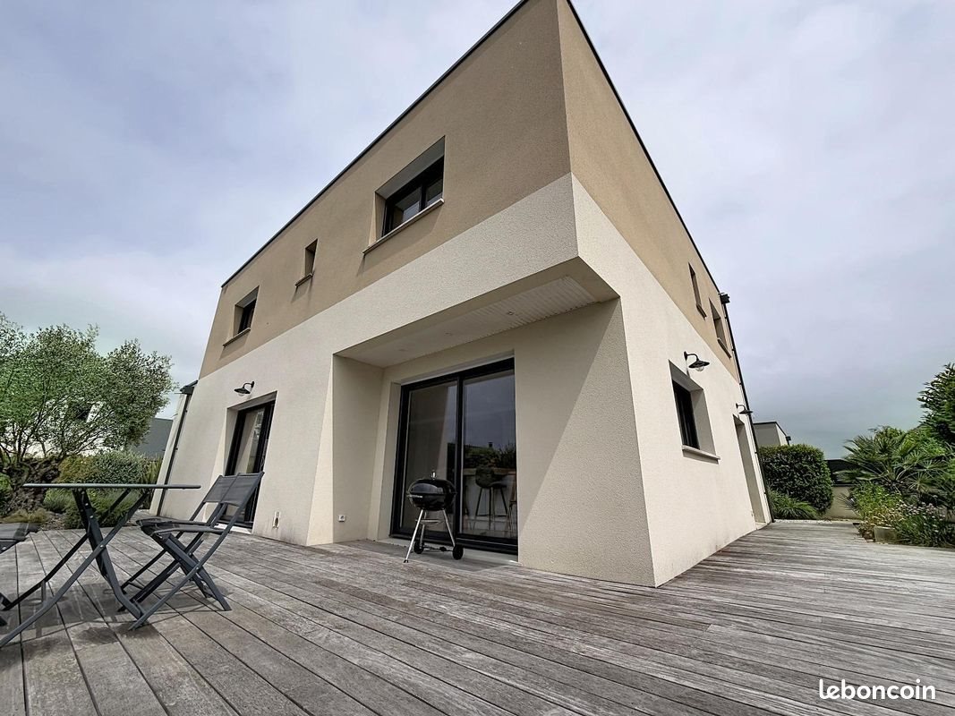 Maison à vendre, 167m², Saint-Contest