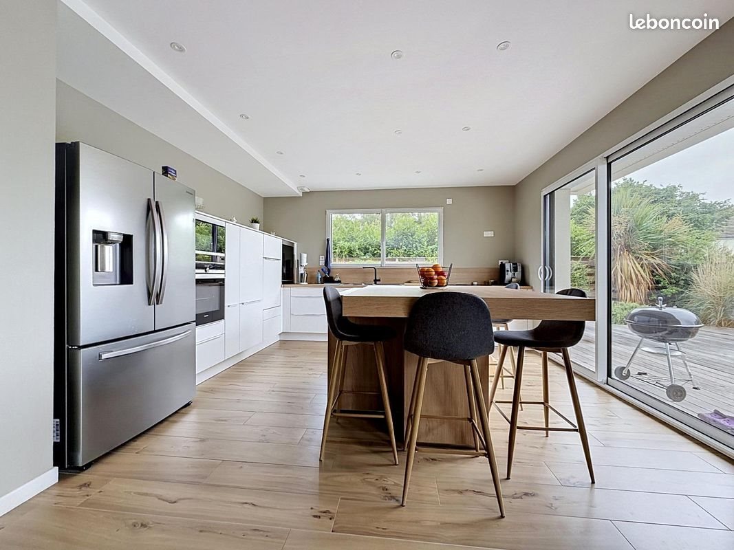 Maison à vendre, 167m², Saint-Contest