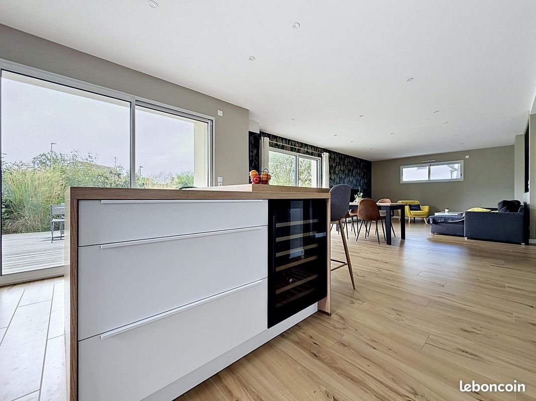 Maison à vendre, 167m², Saint-Contest
