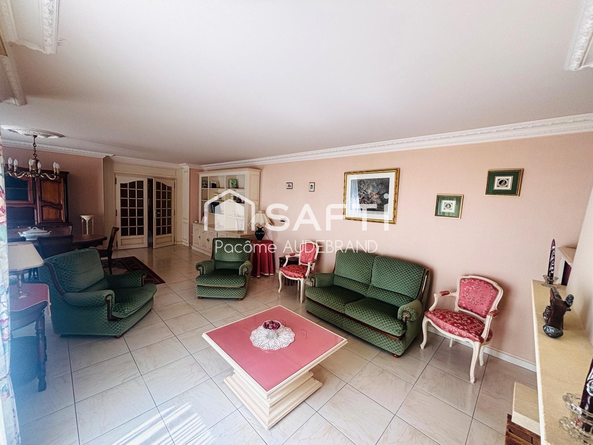 Maison à vendre, 180m², Parthenay