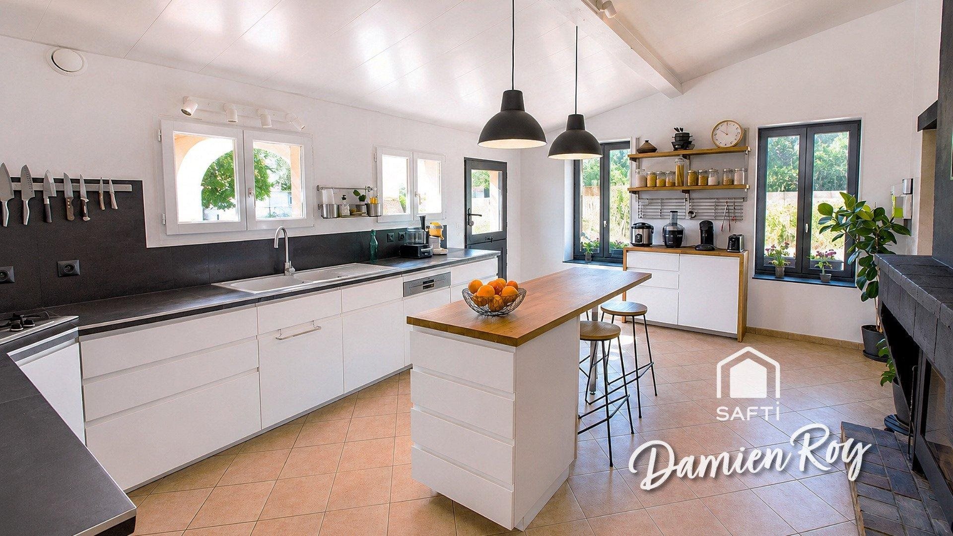 Maison à vendre, 200m², Cussac-Fort-Médoc