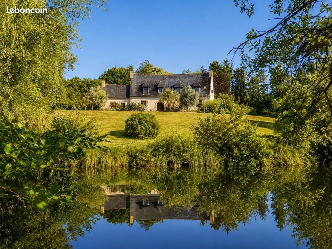 Maison à vendre, 232m², Bégard