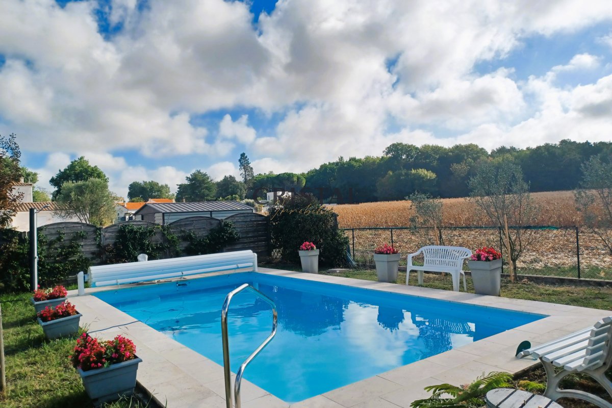 Maison à vendre, 190m², Saint-Sulpice-de-Royan
