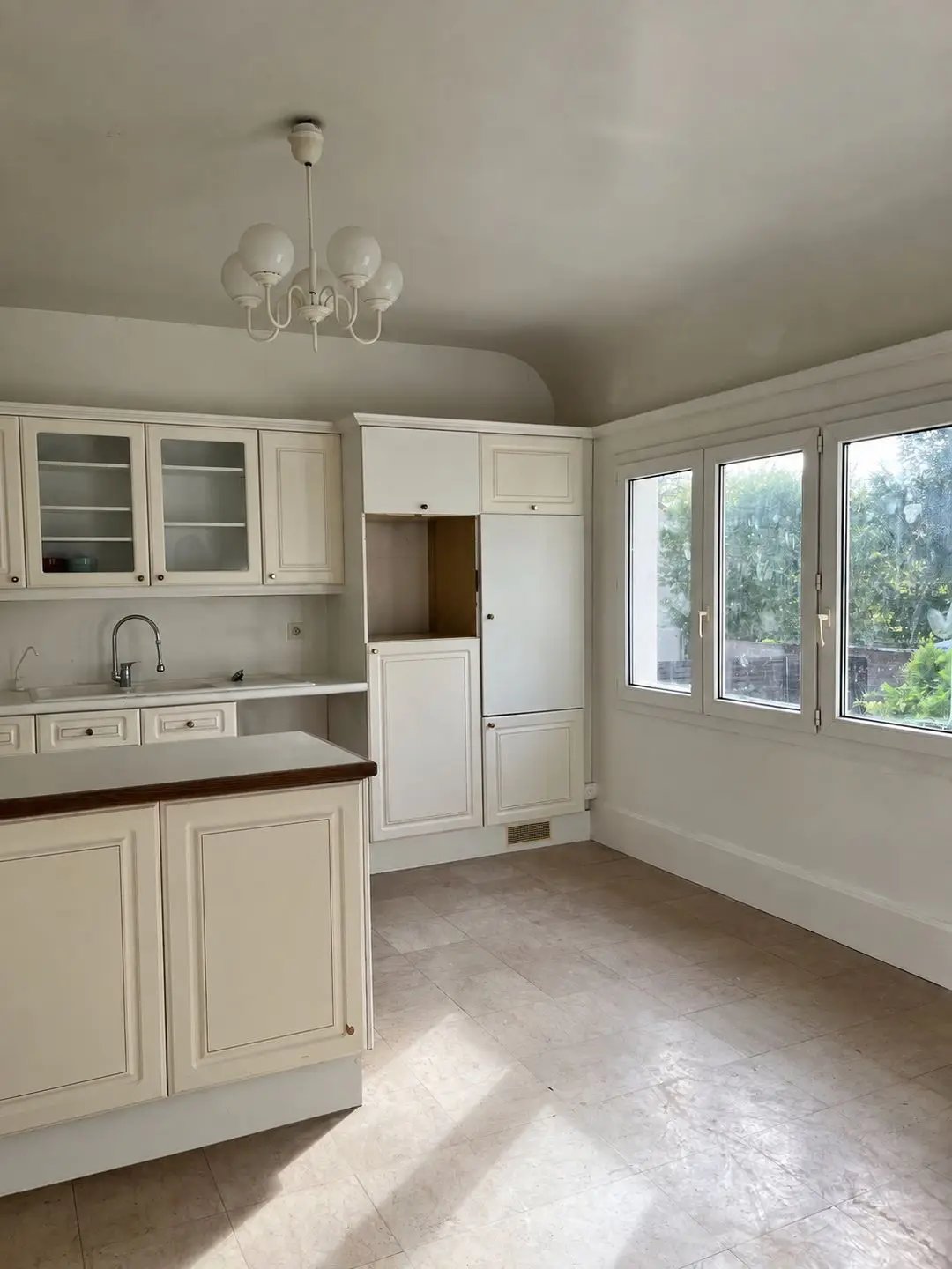 Appartement à louer, 135m², Épernon
