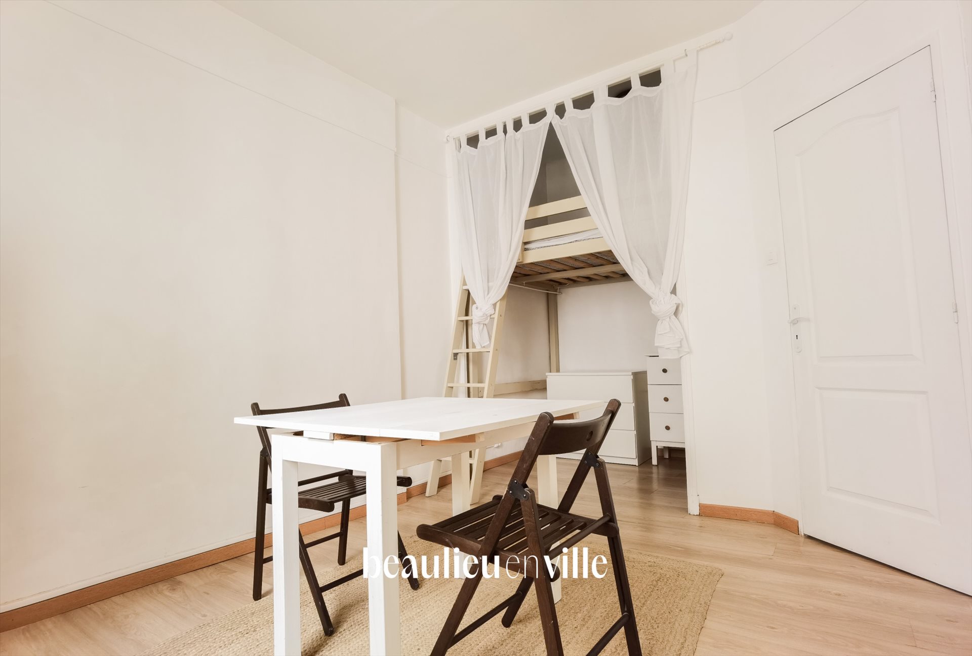 Appartement à louer, 28m², Marseille 7ème
