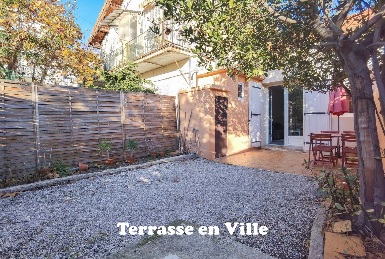 Maison à louer, 45m², Marseille 8ème
