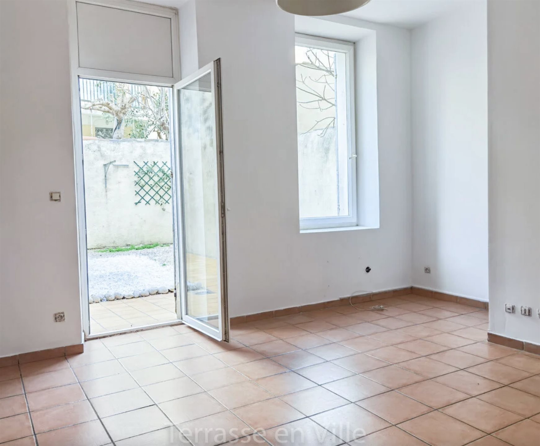 Appartement à louer, 31m², Marseille 5ème