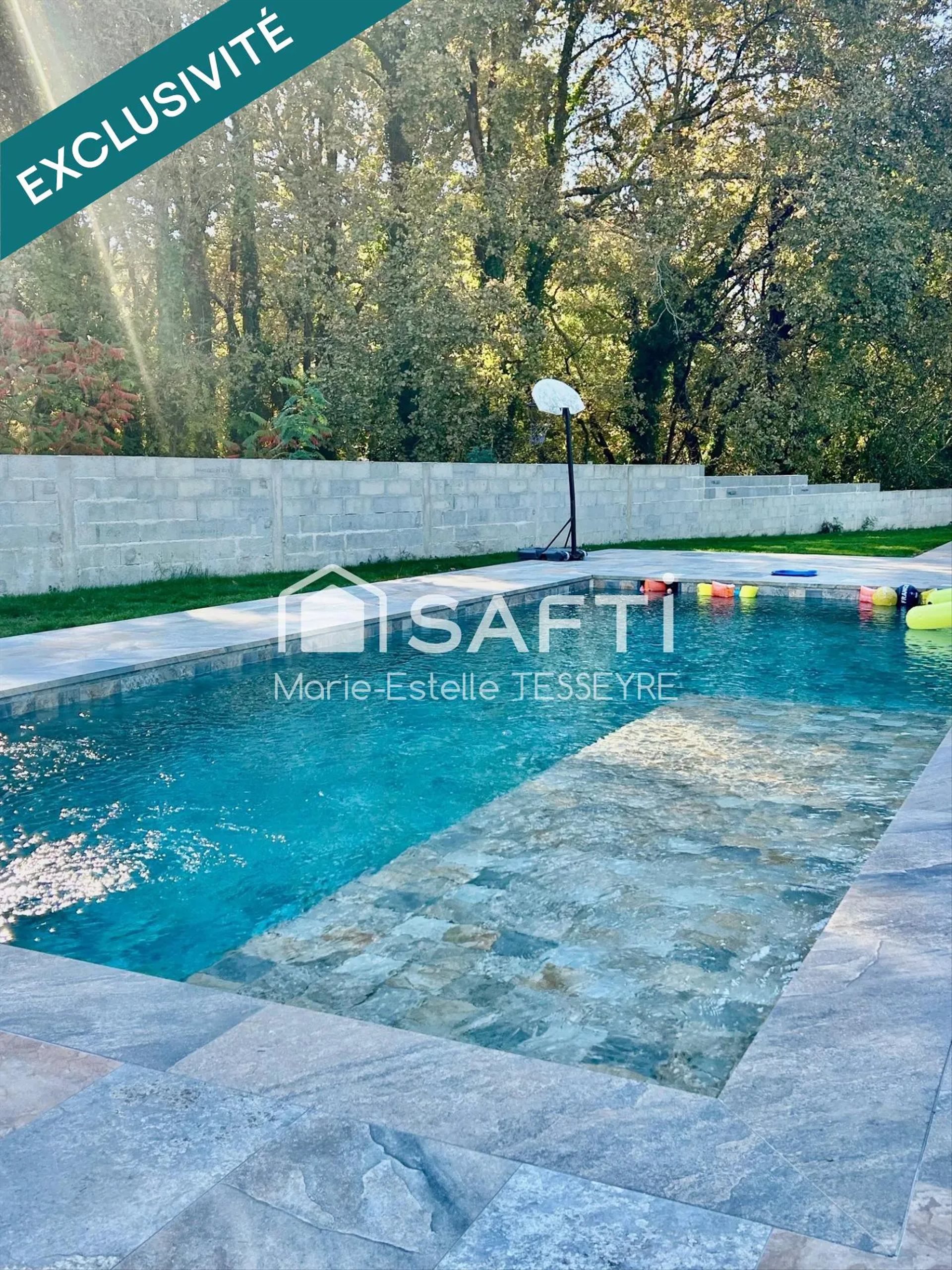 Maison à vendre, 230m², Saint-Laurent-d'Arce
