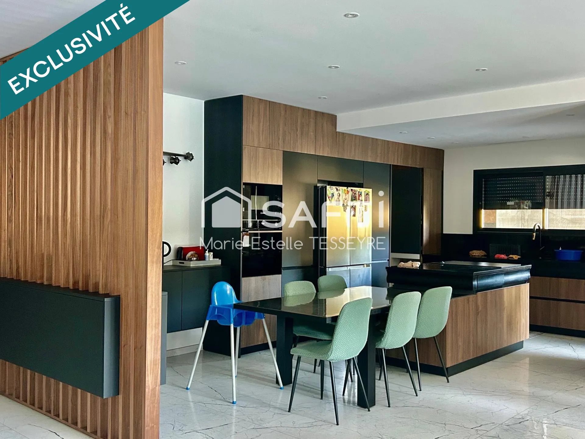 Maison à vendre, 230m², Saint-Laurent-d'Arce