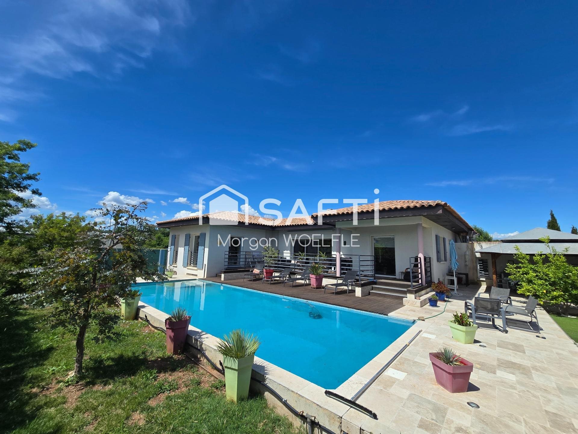Maison à vendre, 146m², Le Luc