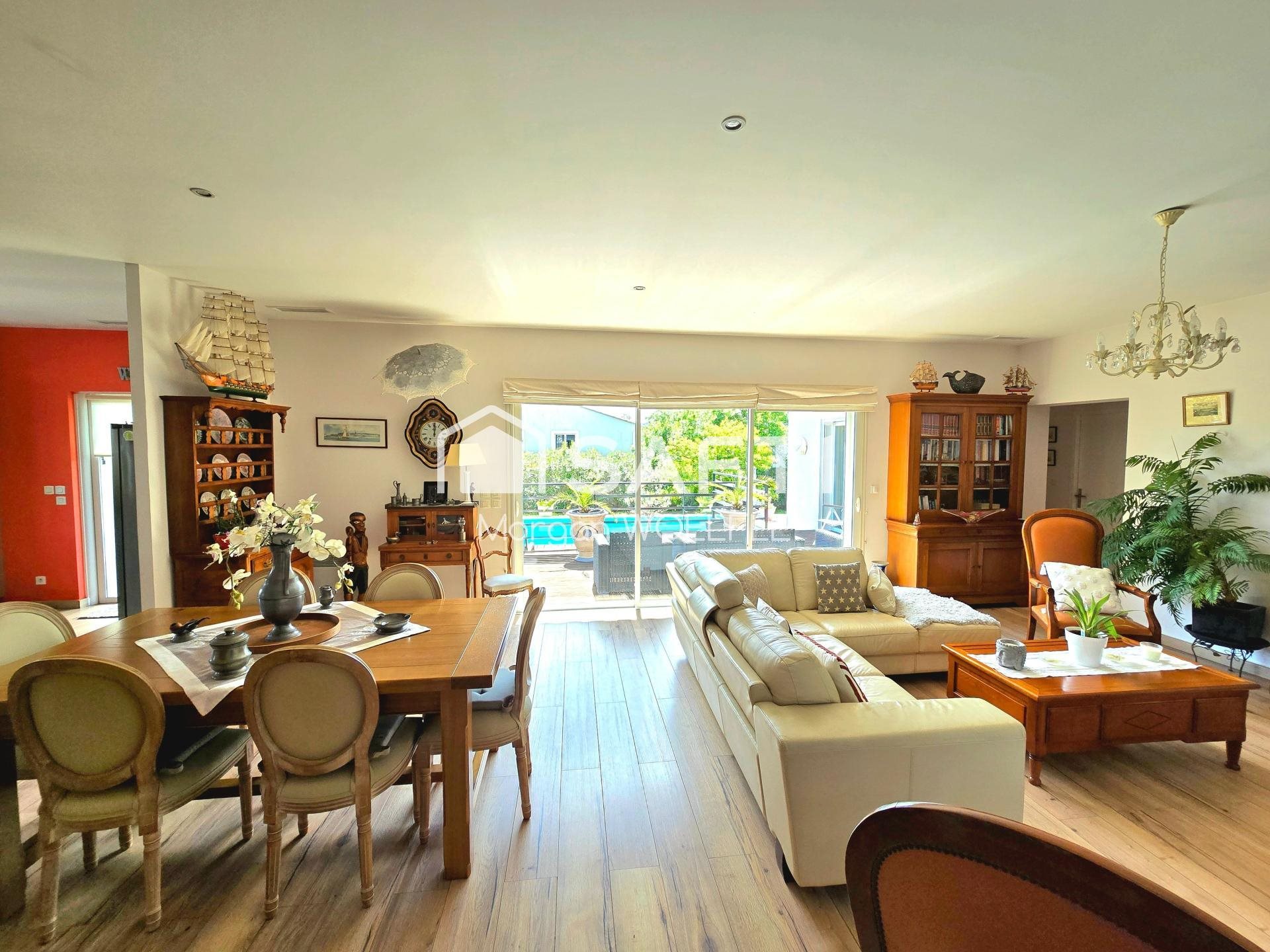 Maison à vendre, 146m², Le Luc