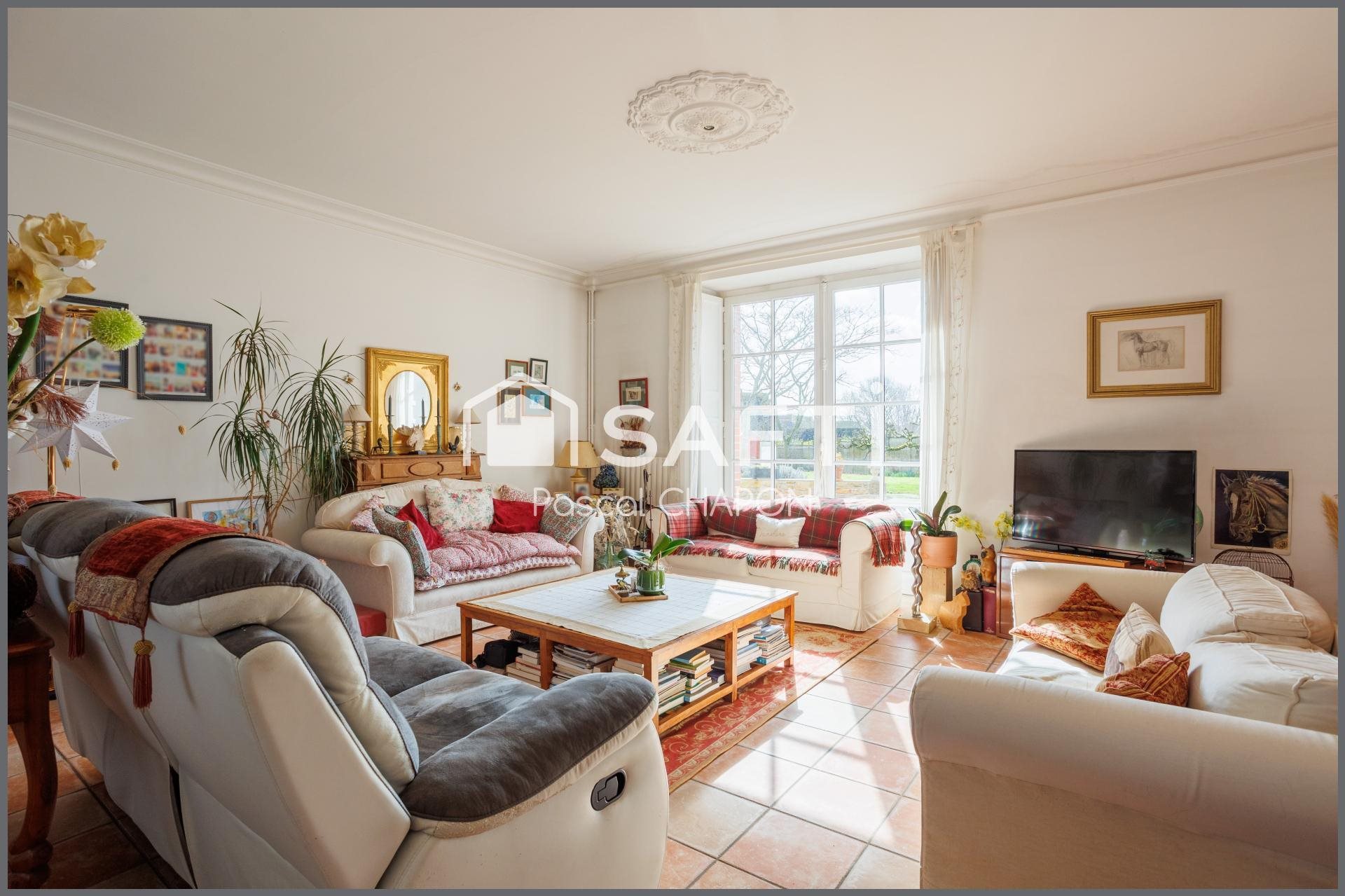 Maison à vendre, 228m², Etrelles