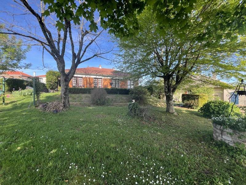 Maison à vendre, 70m², Châlus