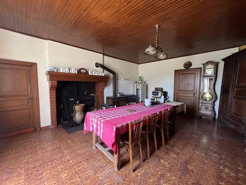 Maison à vendre, 136m², Busserolles