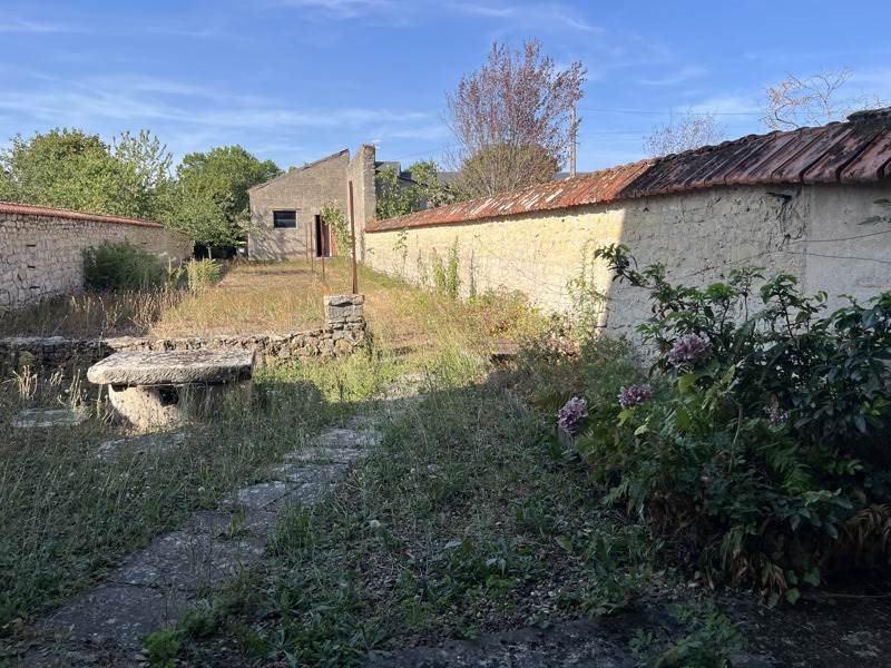 Maison à vendre, 56m², Saint-Amand-Montrond