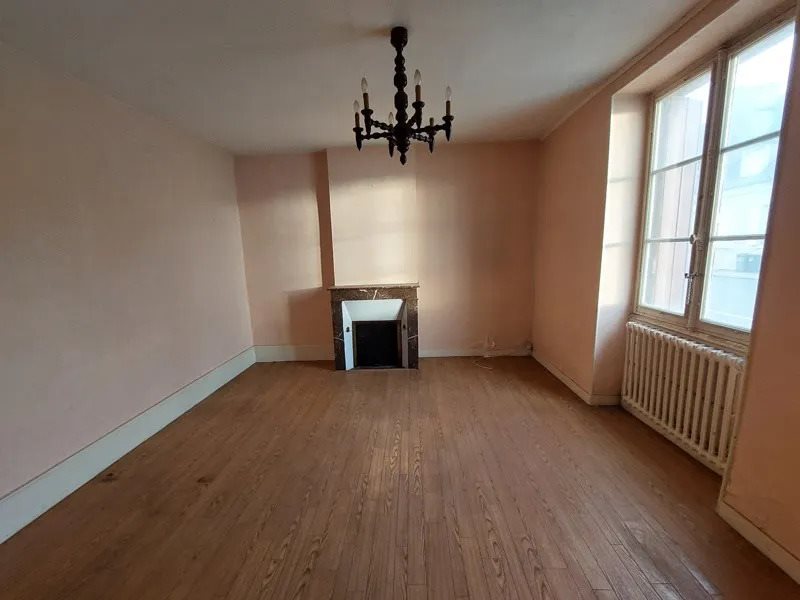 Maison à vendre, 56m², Saint-Amand-Montrond