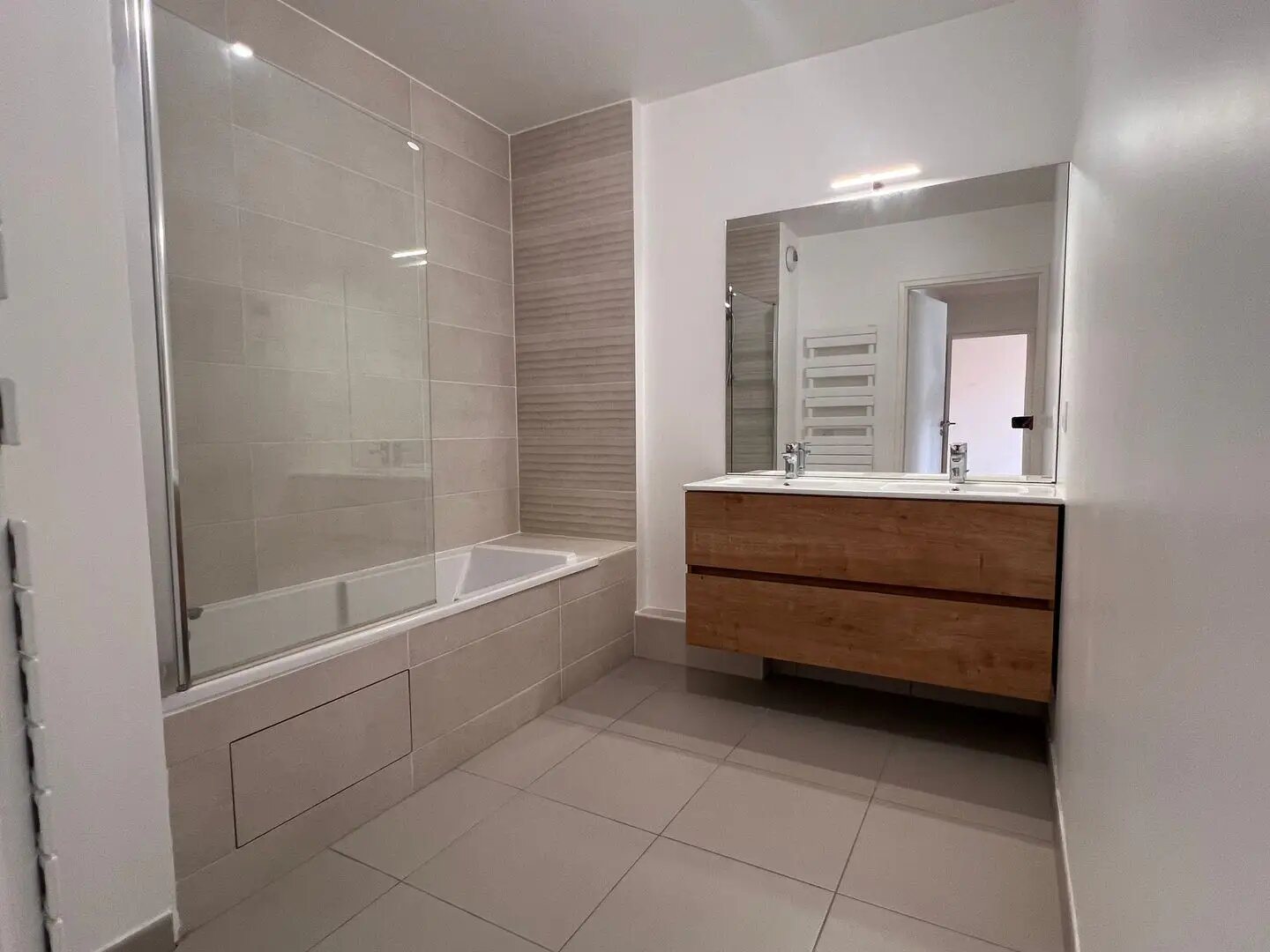 Appartement à vendre, 60m², Le Rouret