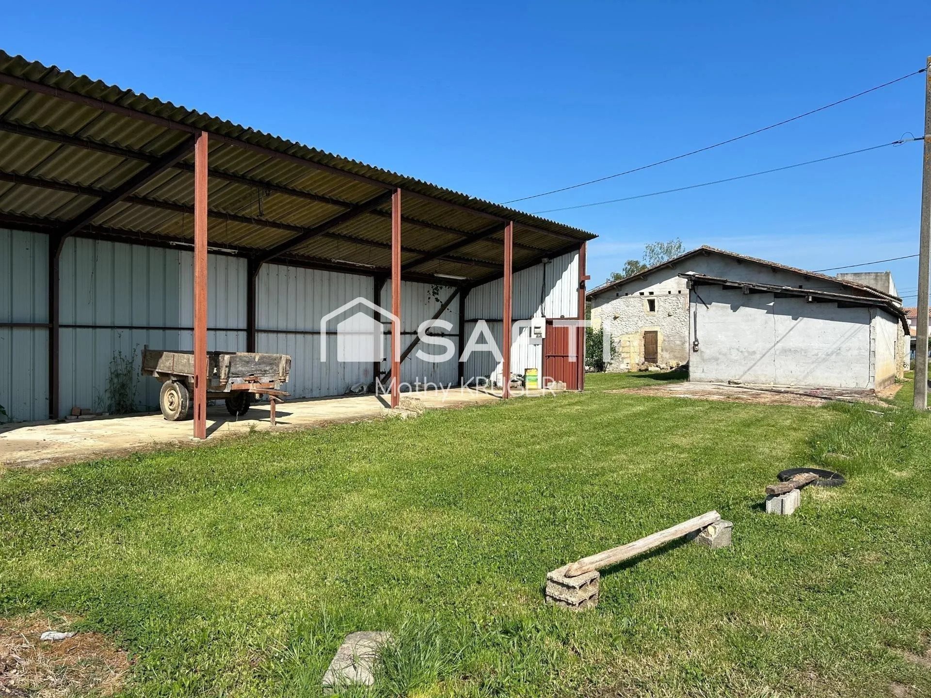 Maison à vendre, 240m², Saint-Pey-de-Castets