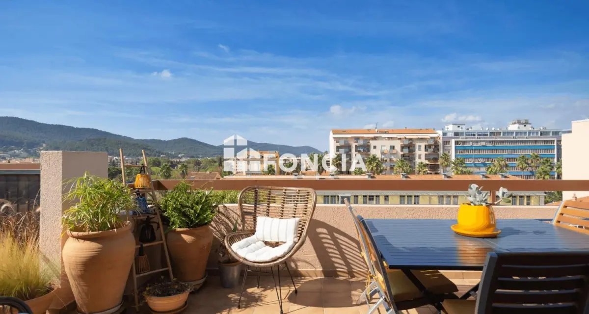 Appartement à vendre, 80m², Hyères