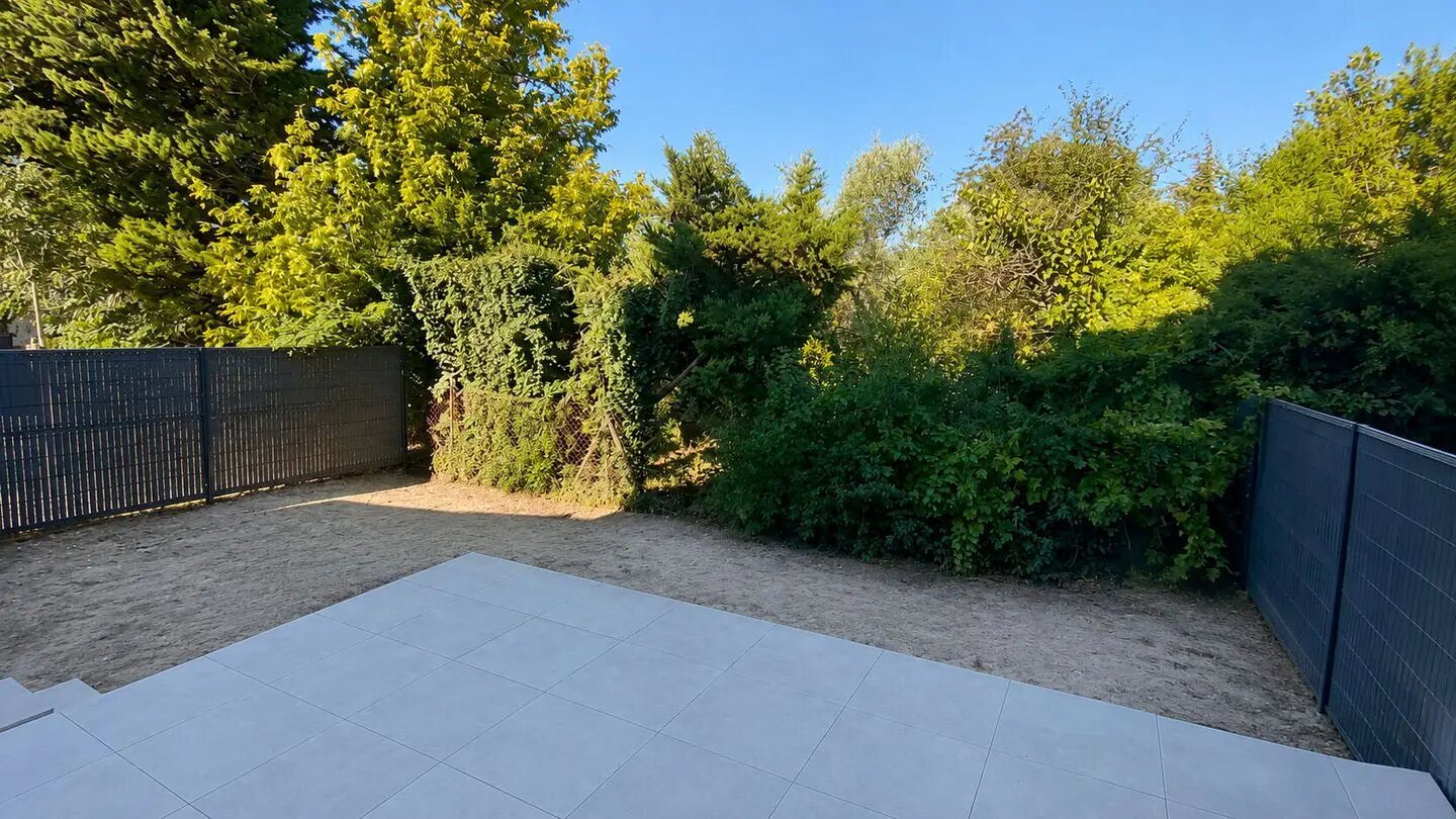Maison à louer, 94m², Piolenc