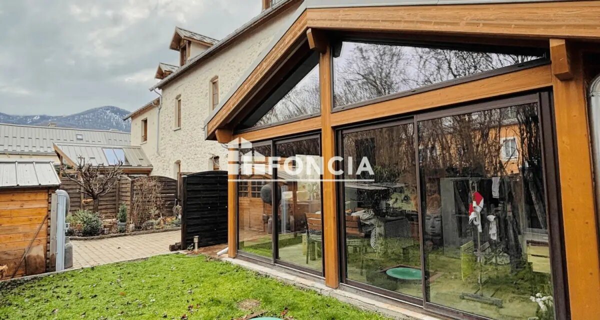 Maison à vendre, 572m², Mont-Dauphin