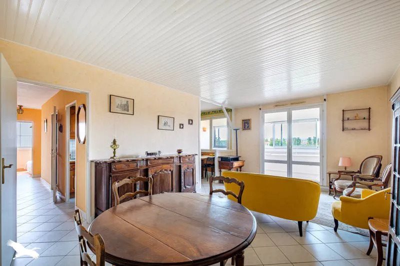 Appartement à vendre, 68m², Saint-Priest