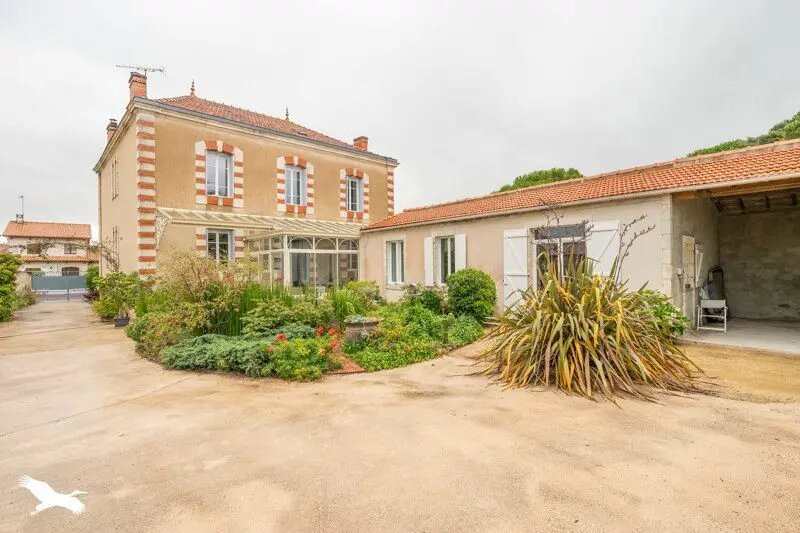 Maison à vendre, 335m², La Tremblade