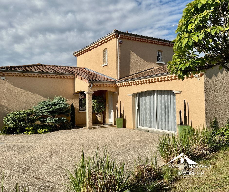 Maison à vendre, 170m², Charmes-sur-Rhône