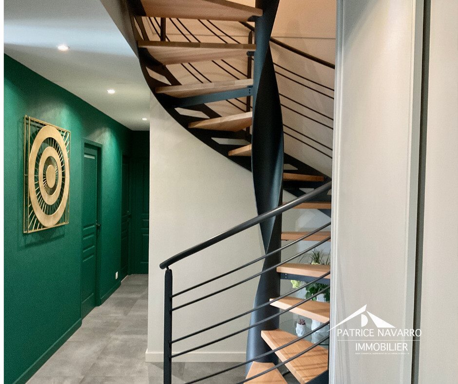 Maison à vendre, 170m², Charmes-sur-Rhône