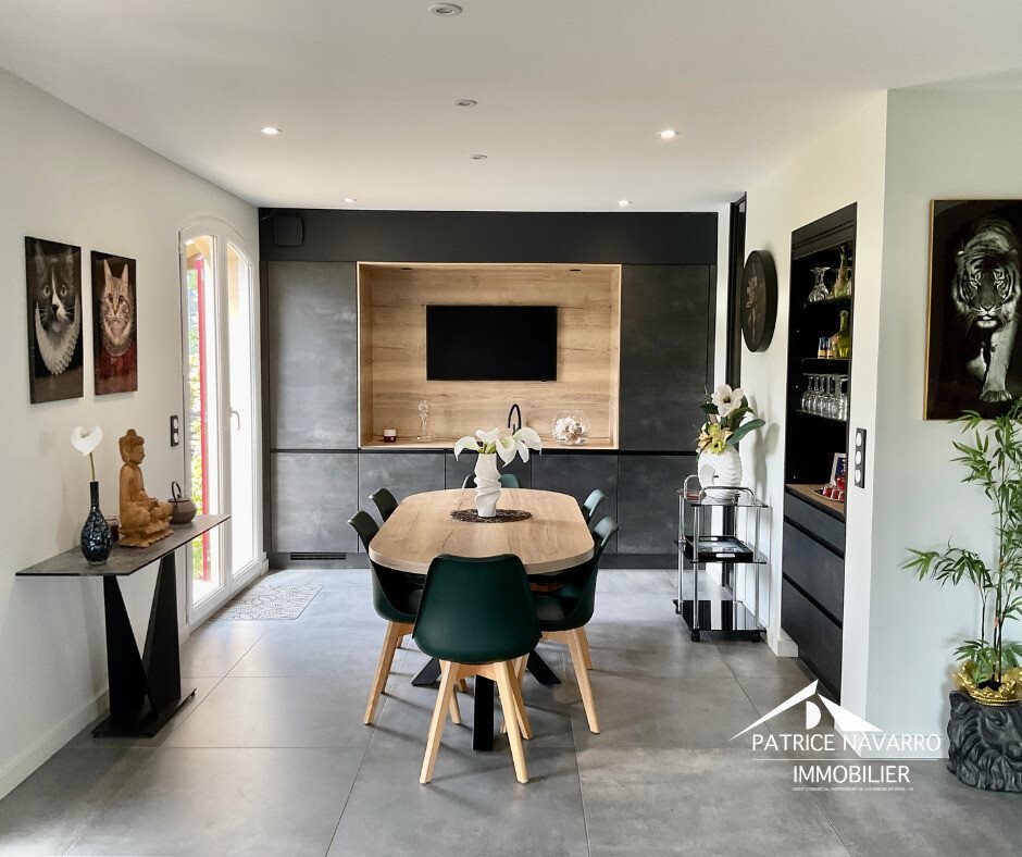 Maison à vendre, 170m², Charmes-sur-Rhône