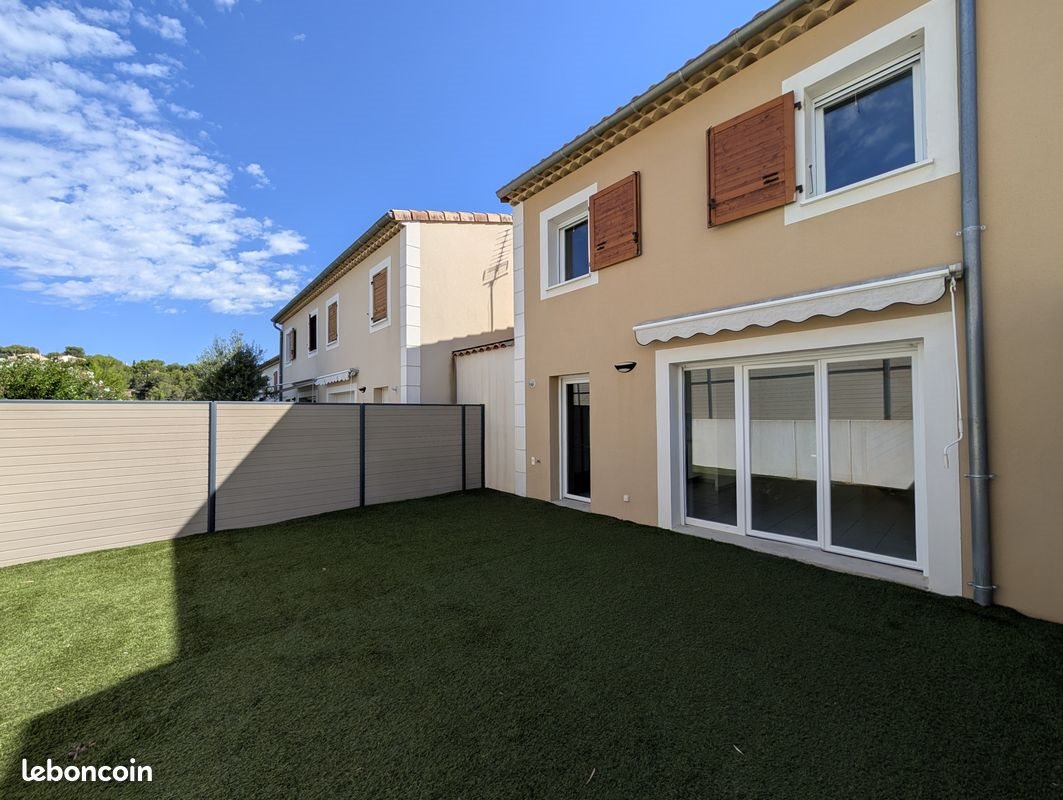 Appartement à vendre, 63m², Roquefort-la-Bédoule