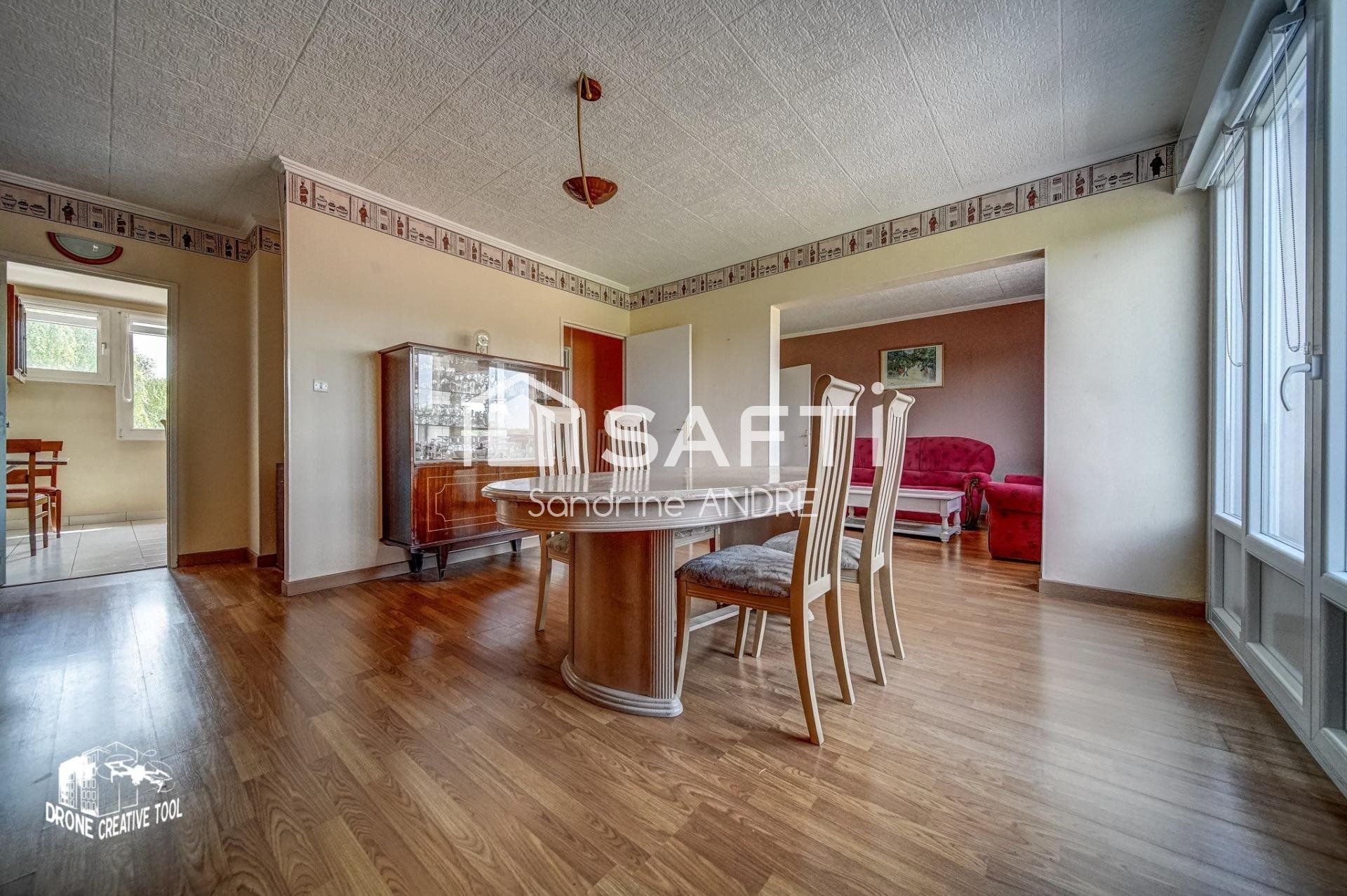 Appartement à vendre, 84m², Neufchef
