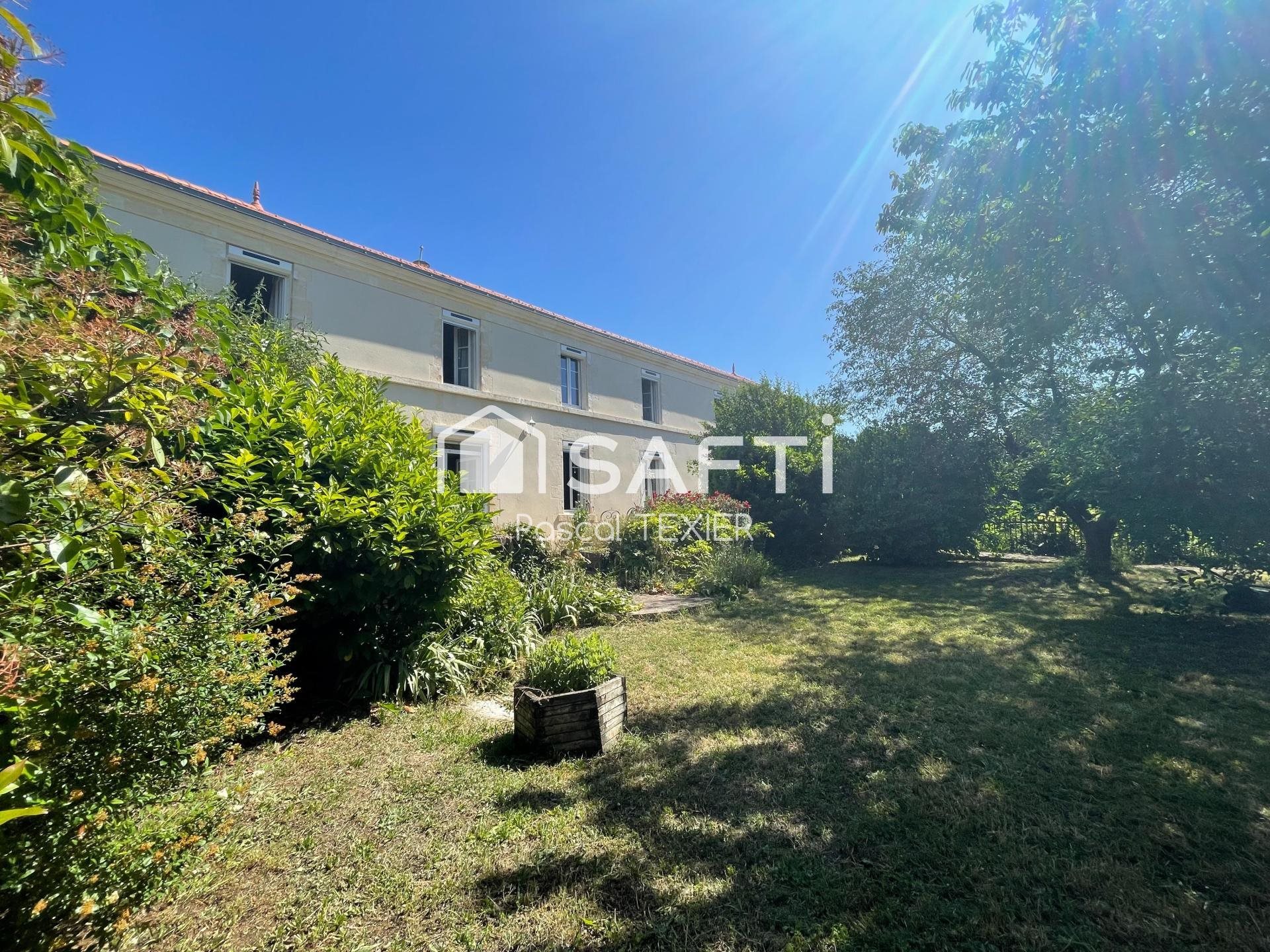 Maison à vendre, 220m², Puyrolland